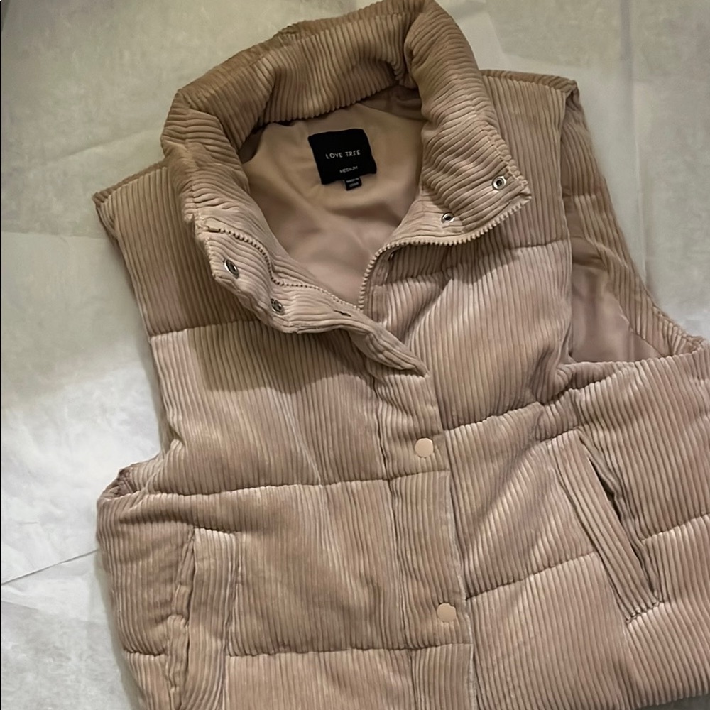Love Tree Women's Tan Corduroy Puffer Vest
